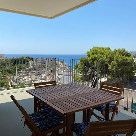 Angela Vista Mare Castro
