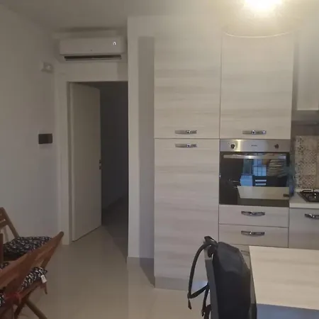 Angela Vista Mare Castro Appartement